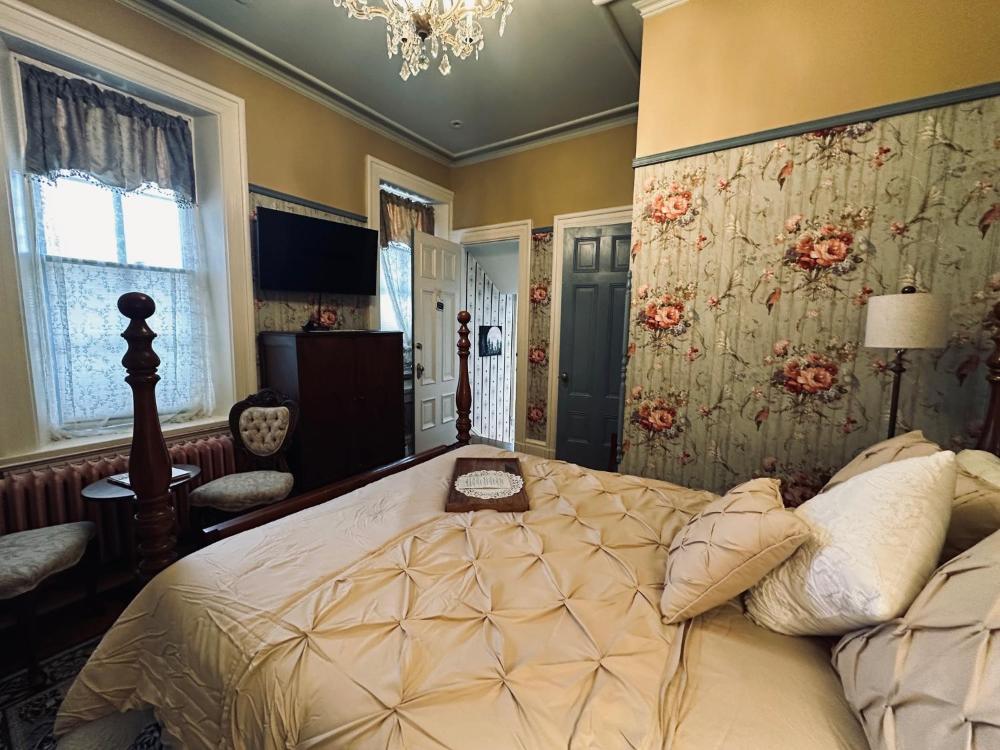 Deluxe Suite interior